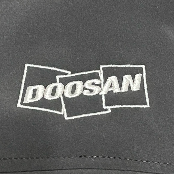 Men’s Large Stormtech bonded DOOSAN vest - Picture 5 of 7